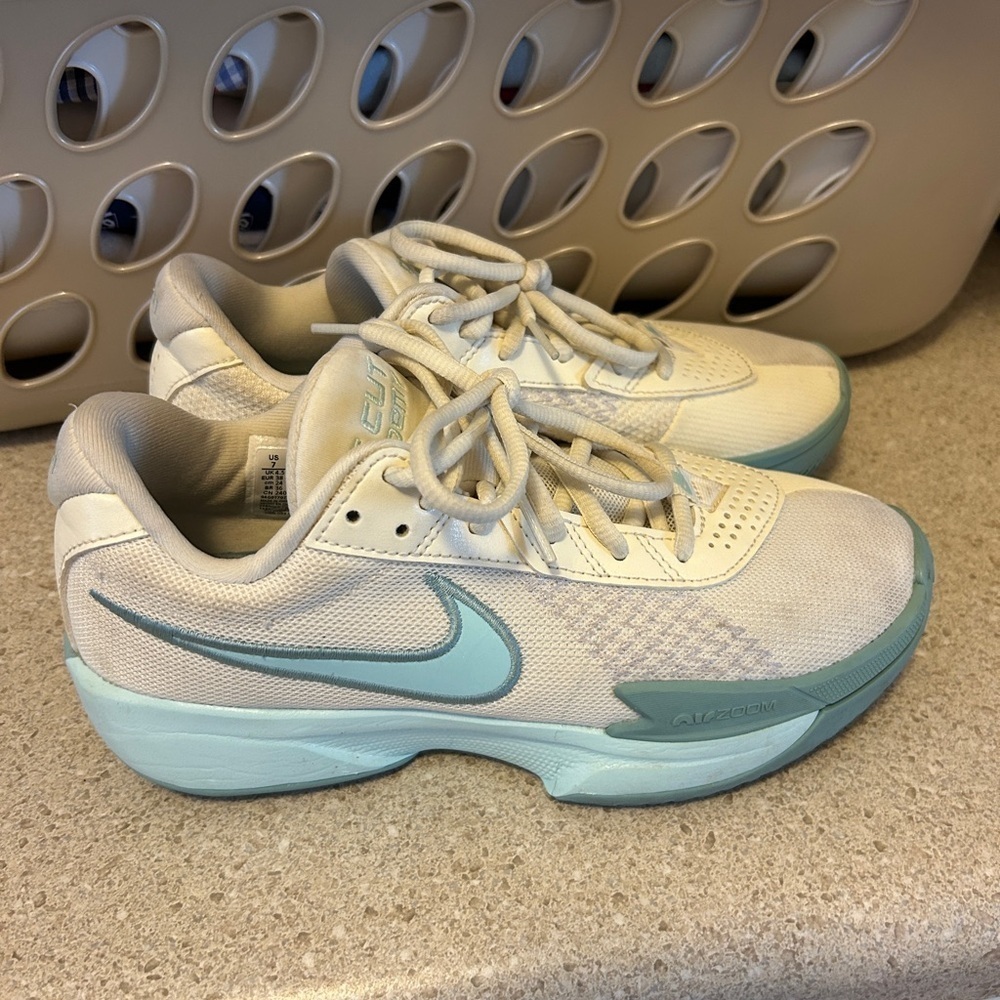 Nike Women's Cream and Light Blue Basketball Athletic Shoes